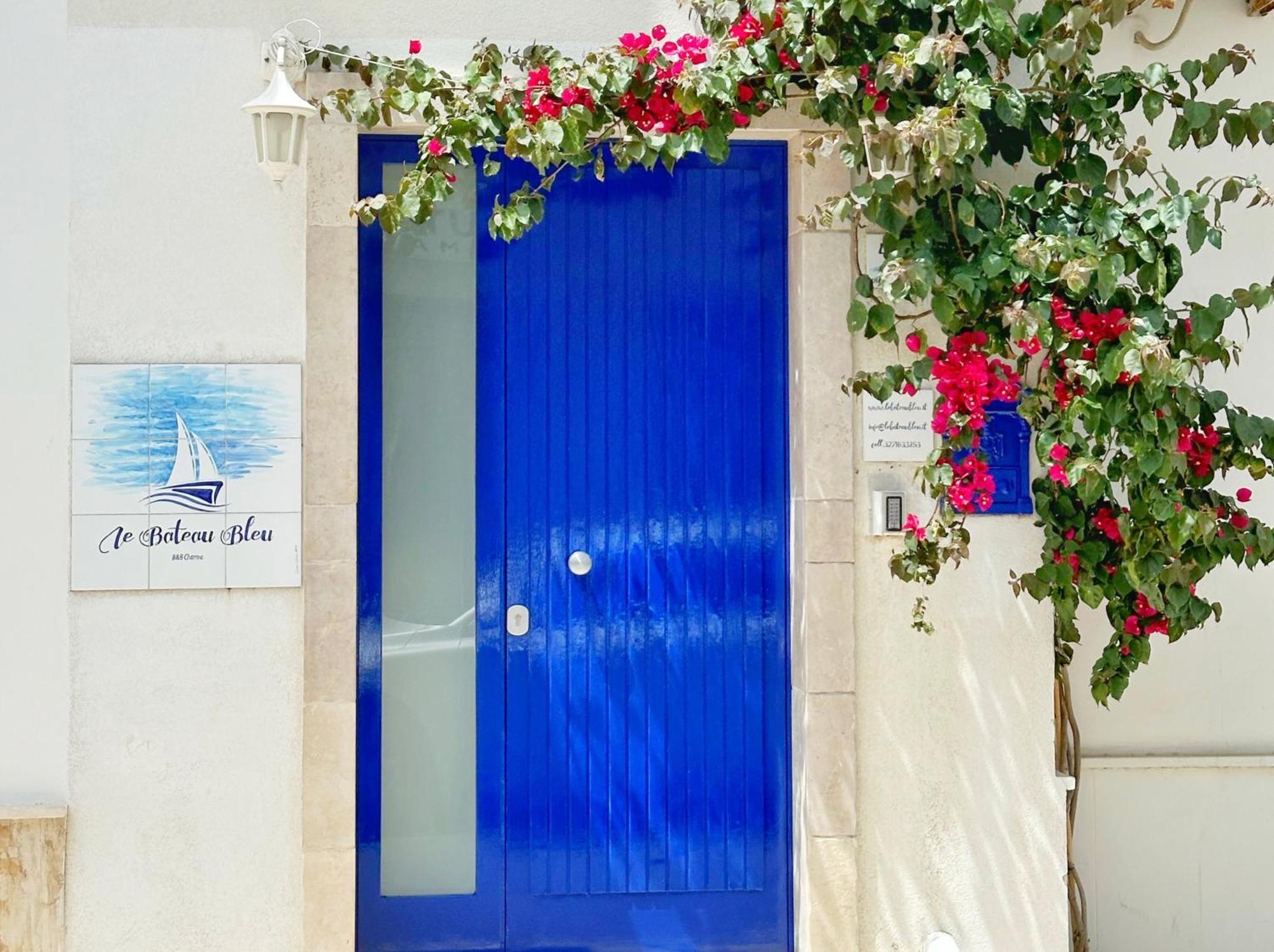 Le Bateau Bleu - Adults Only 12 Plus Porto Cesareo Exterior photo